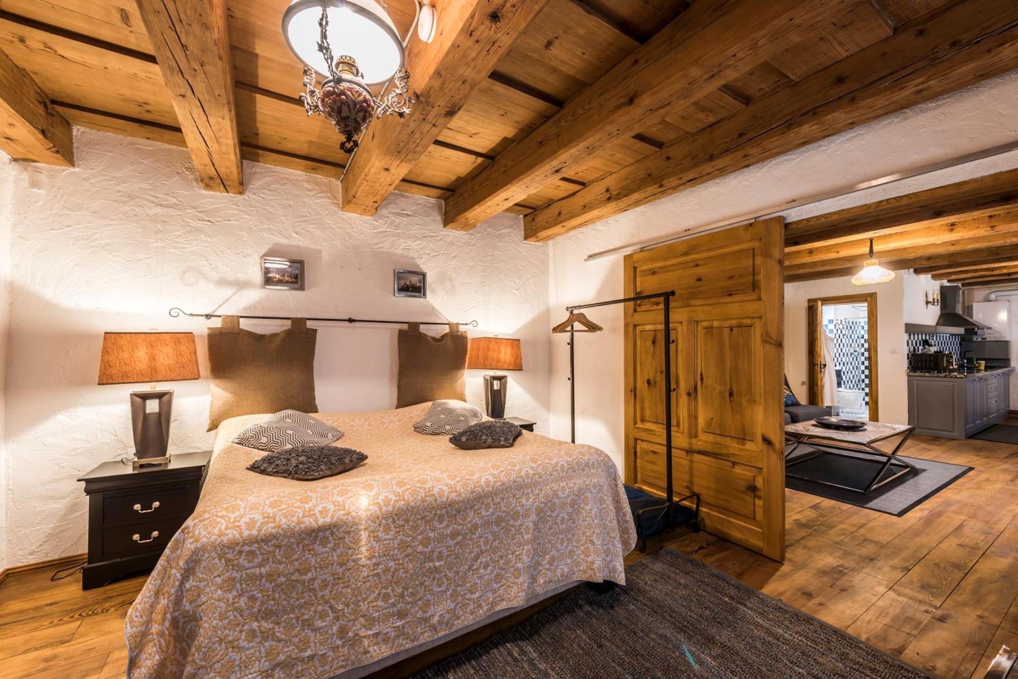Casa Veche Aparthotel Brasov Room photo