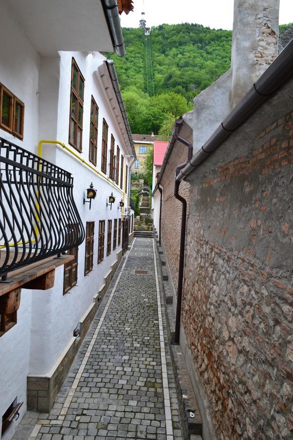 Casa Veche Aparthotel Brasov Exterior photo